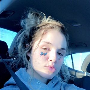 Meet your Posher, Brianna